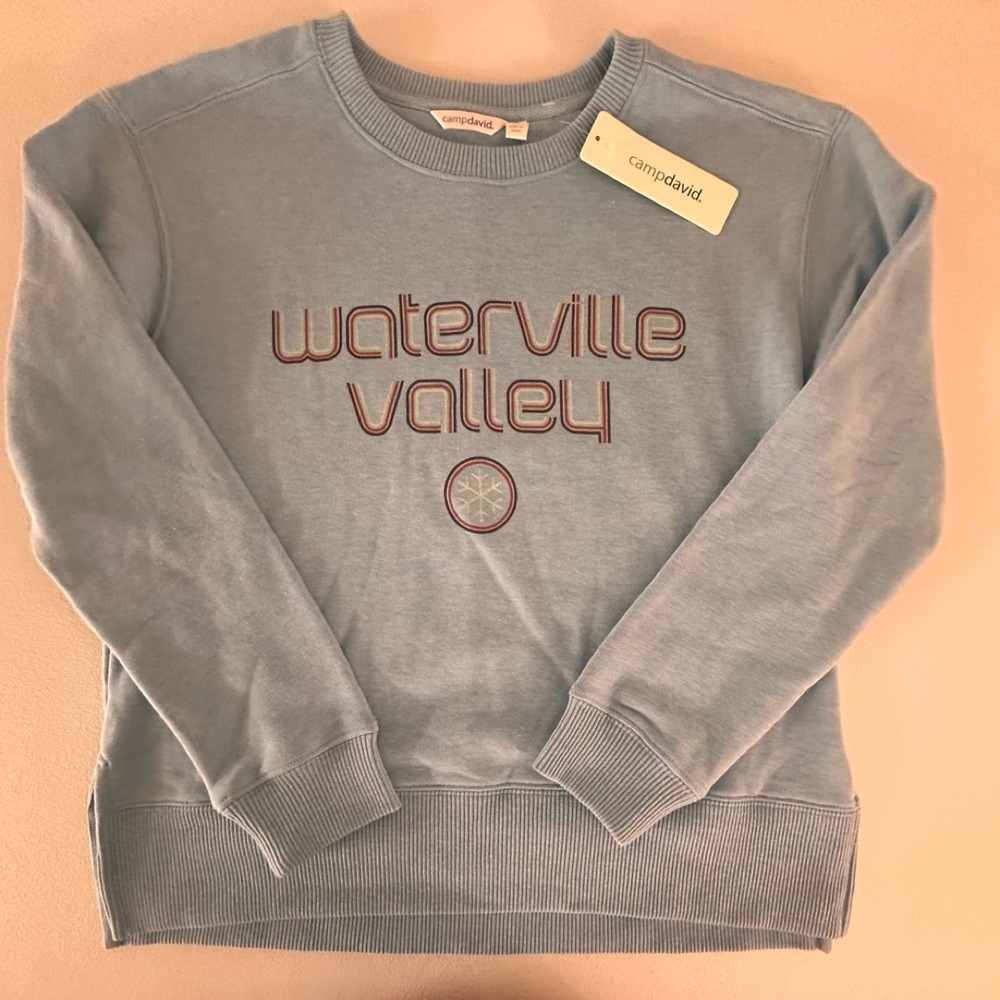 Camp David baby blue crewneck NWTS